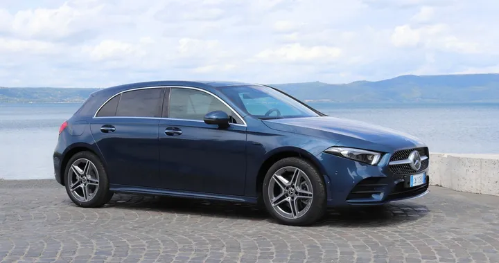 Mercedes Classe A 250e: al volante dell’ibrida plug-in