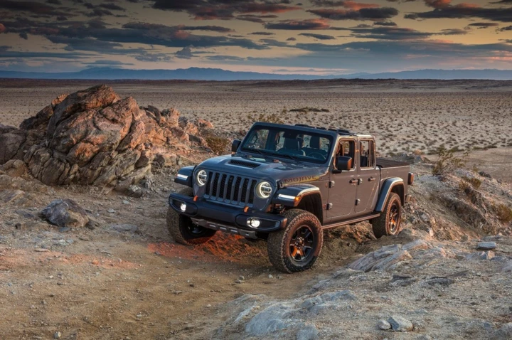 Jeep Gladiator Mojave 2020: immagini ufficiali