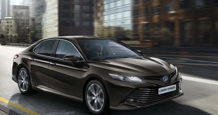 Toyota Camry pronta a tornare in Europa in versione ecosostenibile