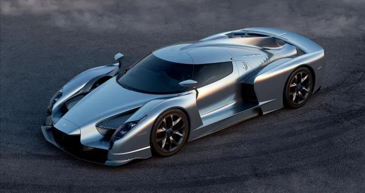 SCG 003 Stradale e Competizione: le prime immagini