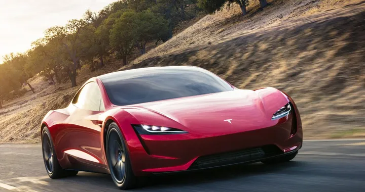 Tesla svela la nuova generazione della Roadster
