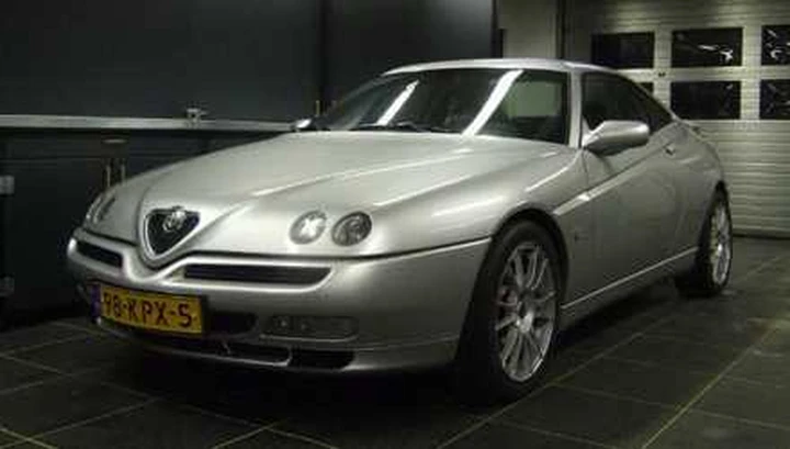 Alfa Romeo GTV Bi-motore: più tuning di così...