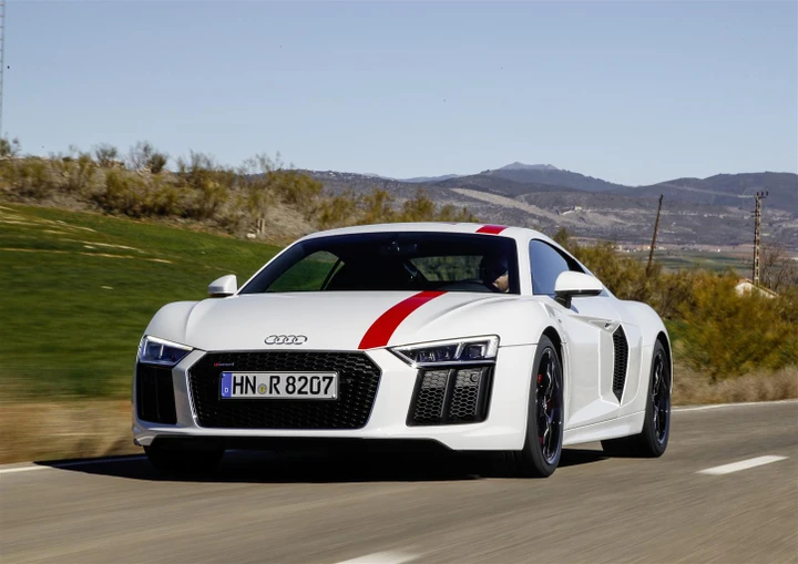 Audi R8 V10 RWS: trazione posteriore solo per 999 esemplari