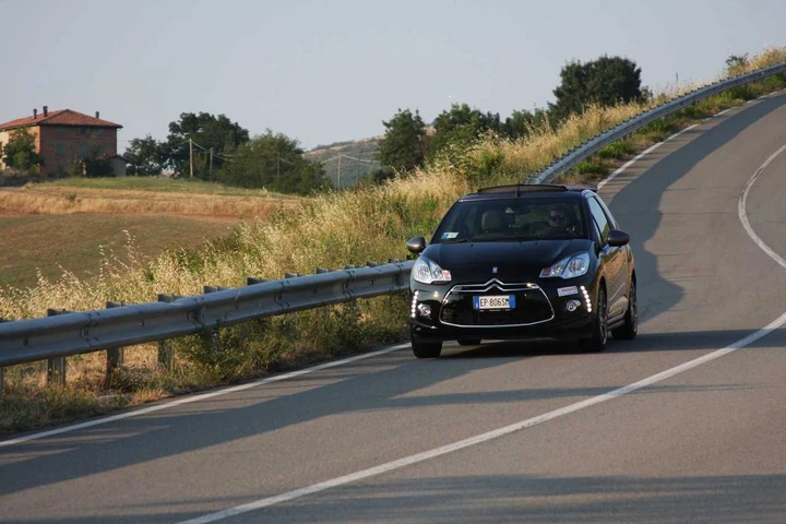 Citroen DS3 Cabrio, la prova su strada