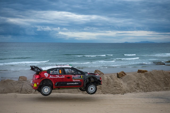 WRC Australia: in Citroen problemi per Meeke, Breen risale la classifica
