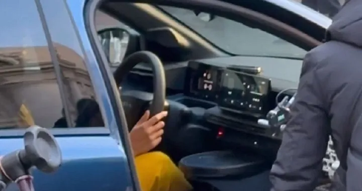 Nuova Lancia Ypsilon: trapelano anche gli interni