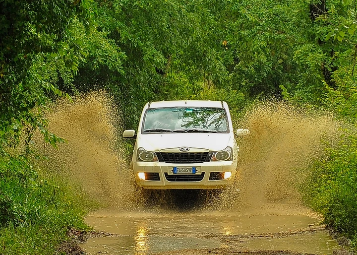 Mahindra Quanto C8 4WD: la prova su strada