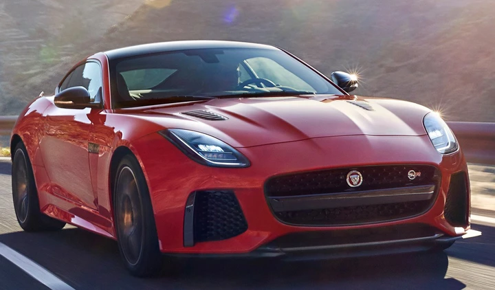 Jaguar F-Type 2017: restyling per la sportiva inglese