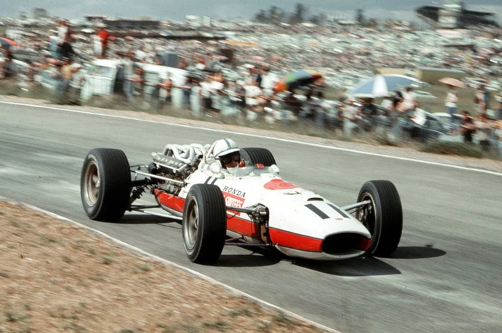 Scuderie Formula 1 vincenti e non più in gara: la storia nelle immagini