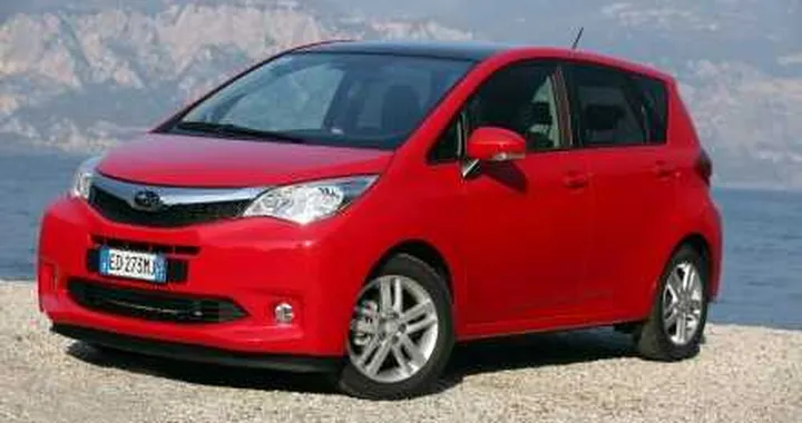 Subaru Trezia, in Italia da 15.980 euro