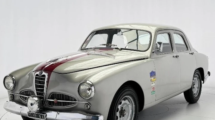 Alfa Romeo 1900 Super del 1954 di Piero Pelù all'asta su Catawiki