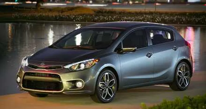 Kia Forte 5 porte 2013 al Salone di Chicago