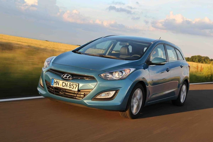 Hyundai i30 wagon, nuove foto ufficiali