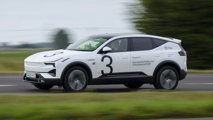 Polestar 3: il SUV elettrico che abbatte il record mondiale di autonomia