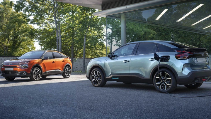 Nuova Citroen C4 2020: prime immagini e informazioni ufficiali