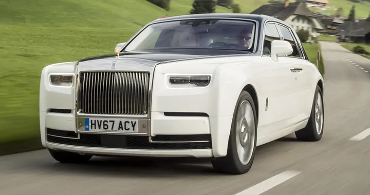 Rolls-Royce Phantom 2018: sarà anche elettrica