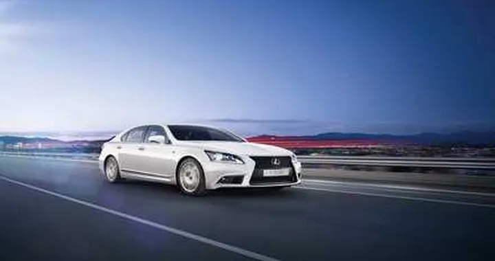 Lexus LS600 Hybrid 2013