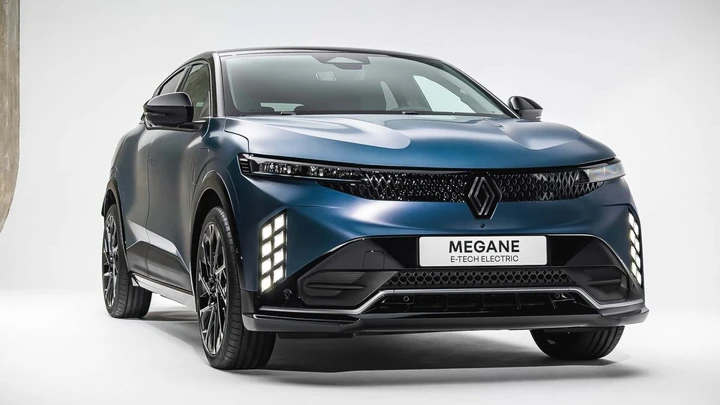 Nuova Renault Megane E-Tech Electric: cosa cambia con il restyling 2026