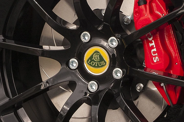 Lotus 3-Eleven: le immagini ufficiali