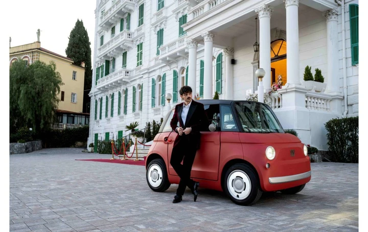 Fiat Topolino raddoppia: arriva la versione Corallo (e Rovazzi dice sì)