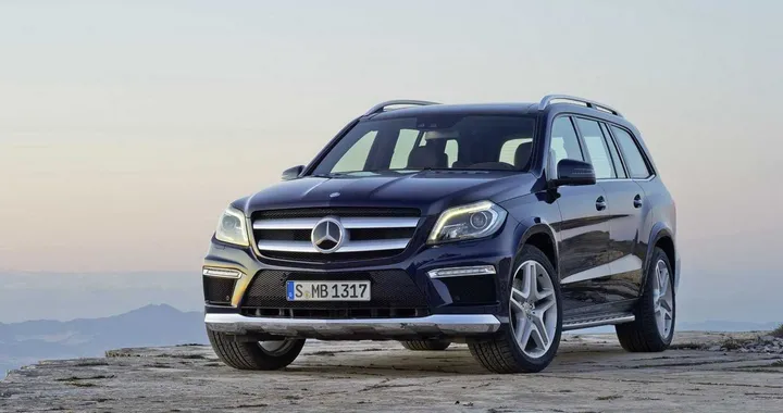 Mercedes GL 2012: i video ufficiali