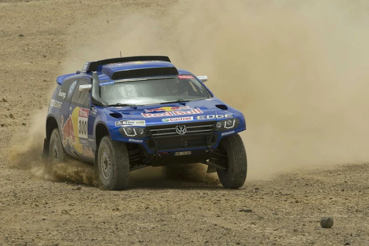 Volkswagen alla Dakar 2011 con la Race Touareg 3