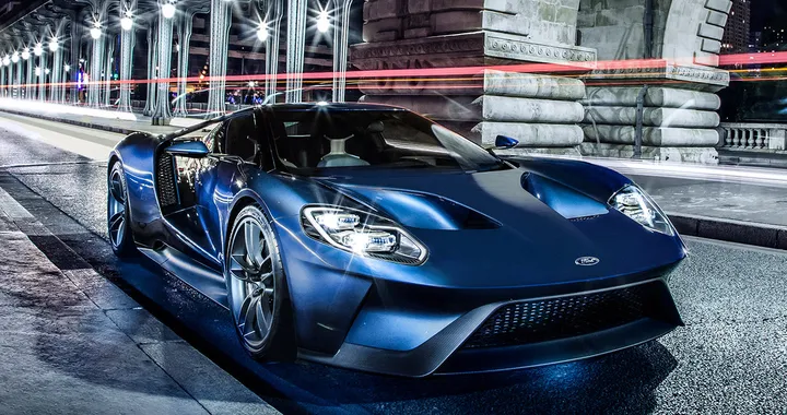Ford GT: la supercar da 347 km/h