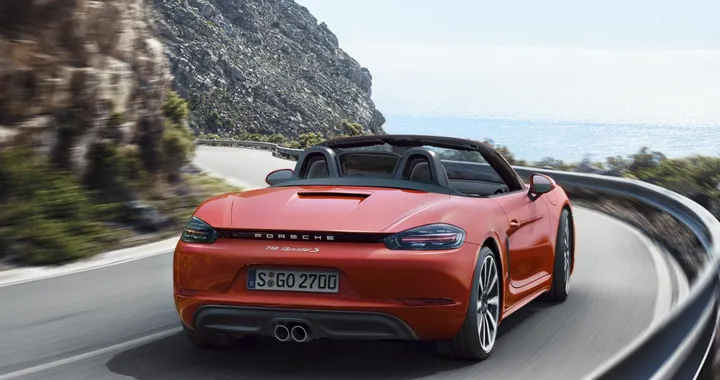 Porsche: le nuove Boxster e Cayman saranno ibride