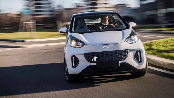 DR 1.0 EV: prezzo, autonomia, interni