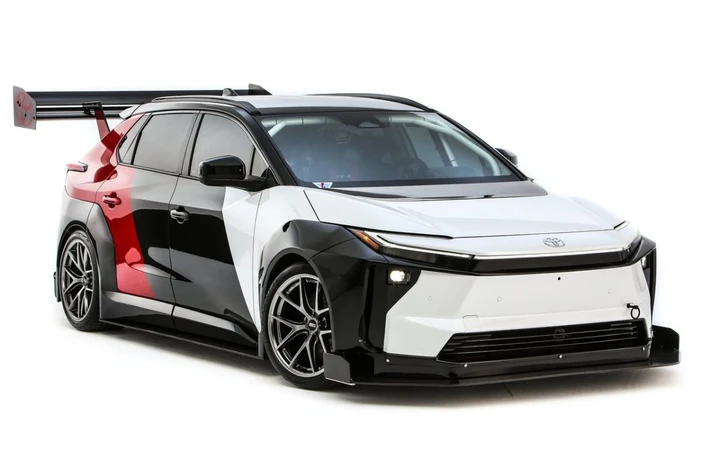 Toyota svela la bZ Time Attack Concept: BEV da gara spinta oltre i 400 CV