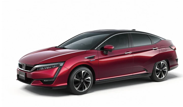 Honda FCV, a Tokyo la nuova auto ad idrogeno