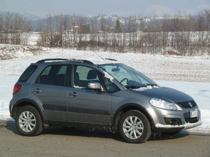 Suzuki SX4 1.6 GLX Navi+ prova su strada