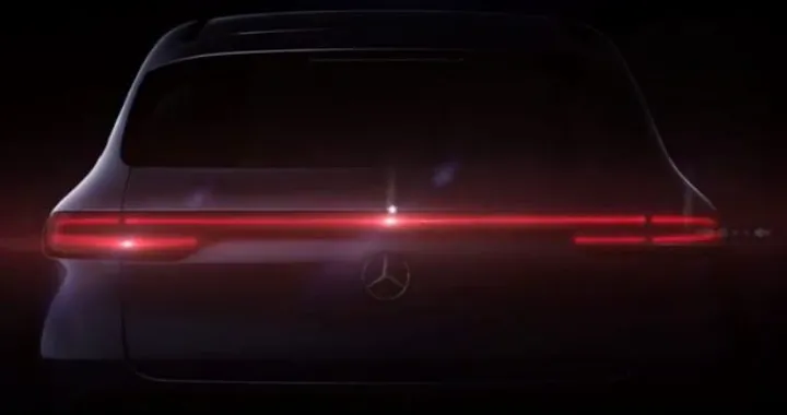 Mercedes EQC: scopriamo il posteriore