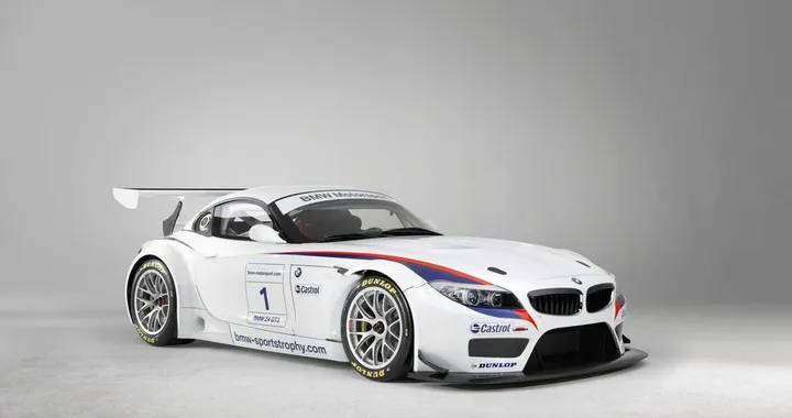 BMW Z4 GT3: pronta per scendere in pista