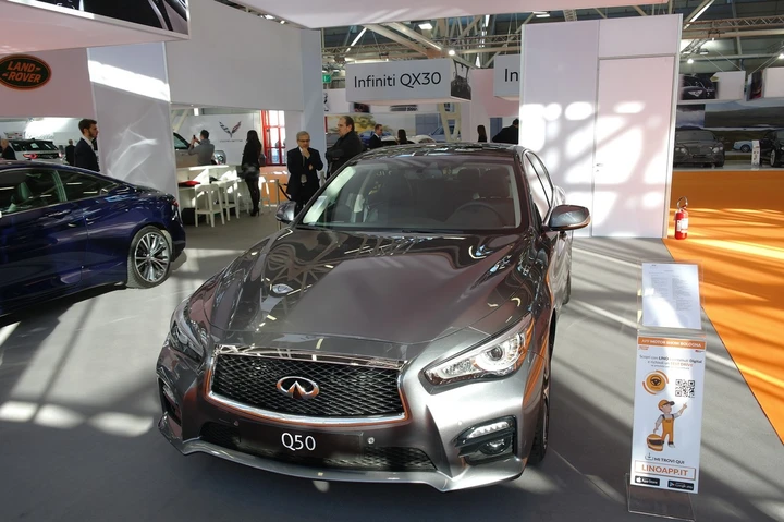 Infiniti al Motor Show 2016