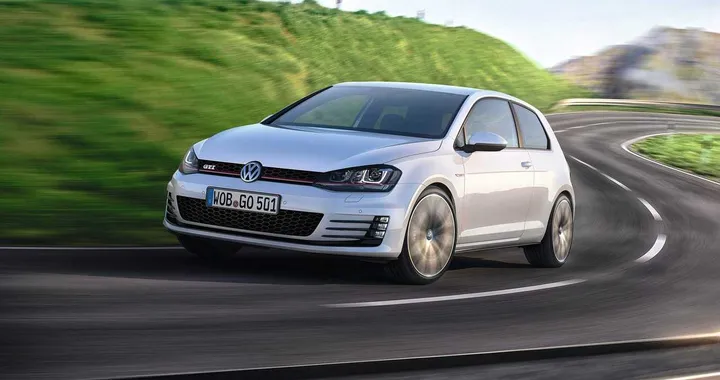 Nuova Volkswagen Golf GTI 2013