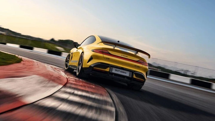 Xiaomi SU7 Ultra: 1.548 cavalli entrano nel mondo virtuale di Gran Turismo 7