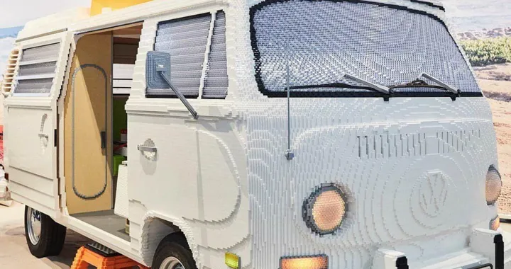 Volkswagen Bulli T2: ecco quello realizzato con i Lego