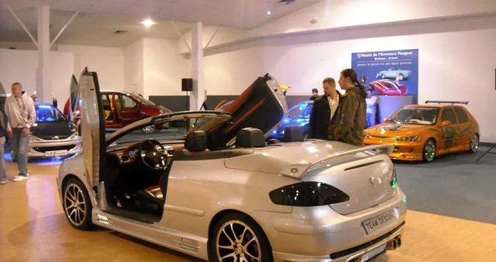Peugeot elaborate a Sochaux: quando il tuning è ben visto