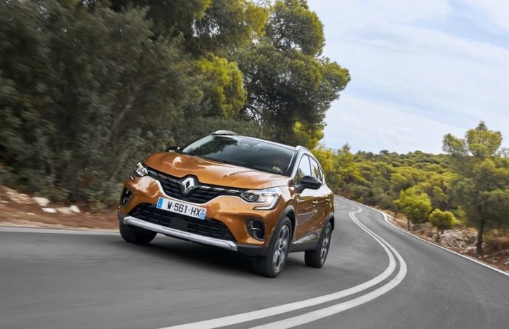 Renault: la Captur è tutta nuova e il prezzo parte da 17.700 euro