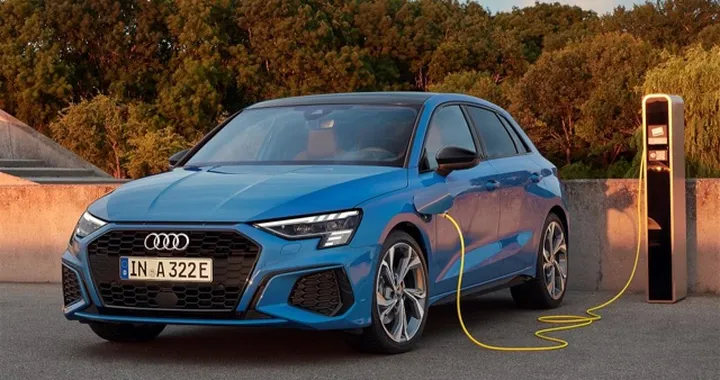 Audi A3 Sportback TFSI e: prezzi e dotazioni