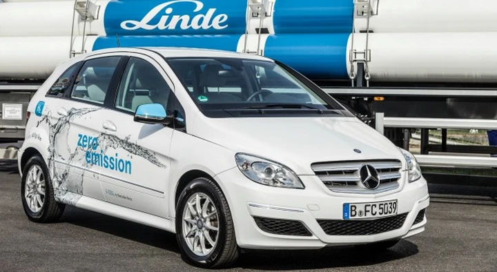 Daimler investe sui distributori di idrogeno in Germania