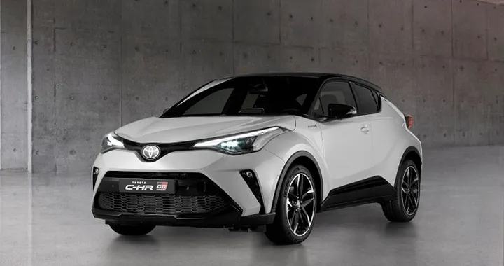 Toyota C-HR GR Sport: dotazioni e motori ibridi