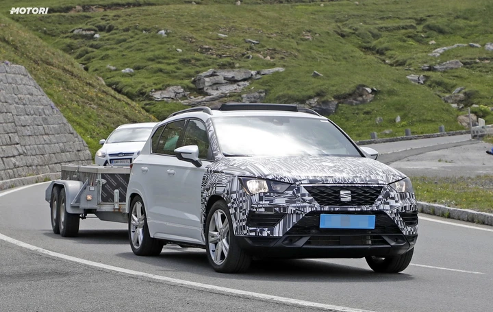Seat Ateca, foto spia del restyling