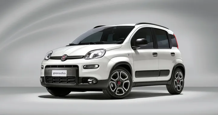 Auto più vendute a giugno 2022: classifica per segmento