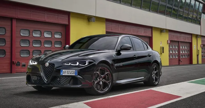 Nuove Alfa Romeo Stelvio e Giulia: conferme su entrambe