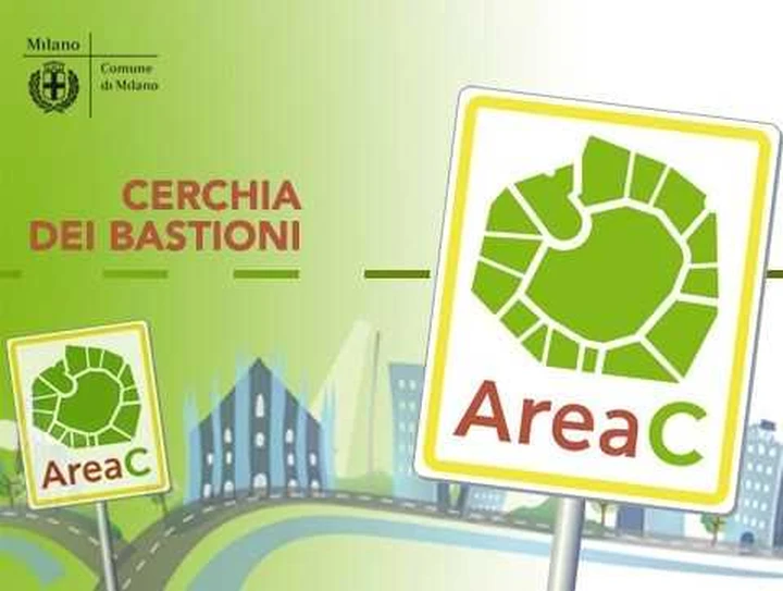 Area C a Milano sospesa dal 10 al 25 agosto