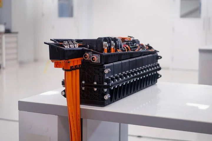 VarEVolt: la batteria che si ricarica in 18 secondi