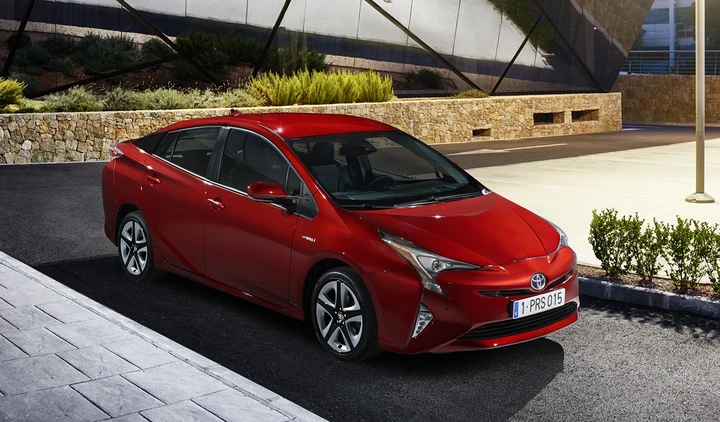 Nuova Toyota Prius: la quarta generazione a Francoforte 2015