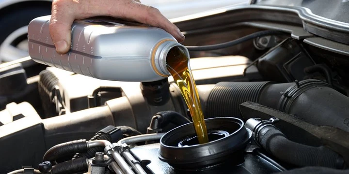 Olio motore: caratteristiche, viscosità, prezzo